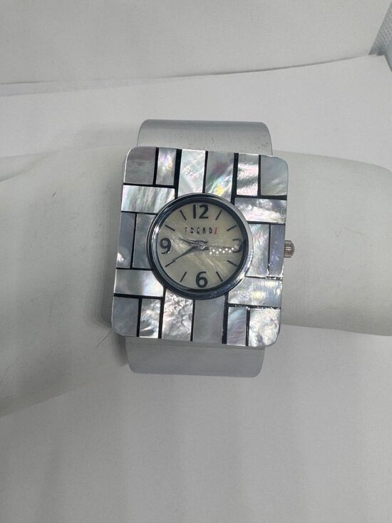 Trendz Abalone Shell Face Silver Cuff Watch with Fresh Battery #1004 main image 11